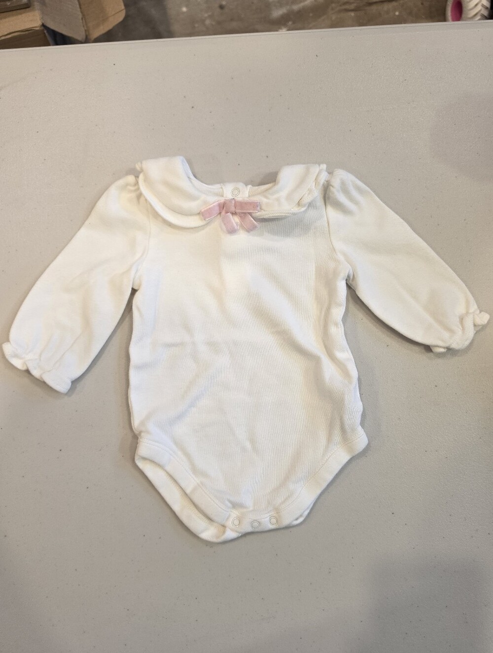 Janie & Jack White Long-Sleeve Baby Bodysuit with Pink Bow Collar
